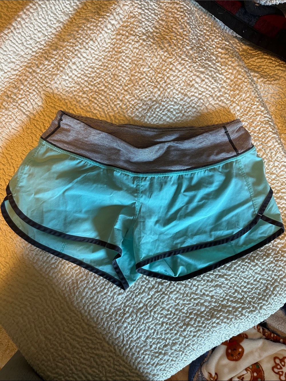 Lululemon Run Speed Shorts Teal and Gray -  Size 6